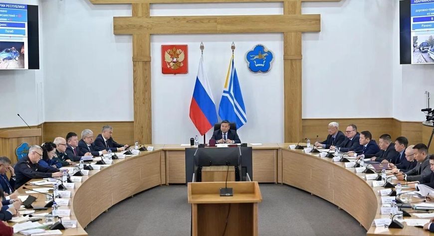 Глава Тувы: «Более 500 охотников в составе 89 бригад дежурят в Туве из-за активности медведей»