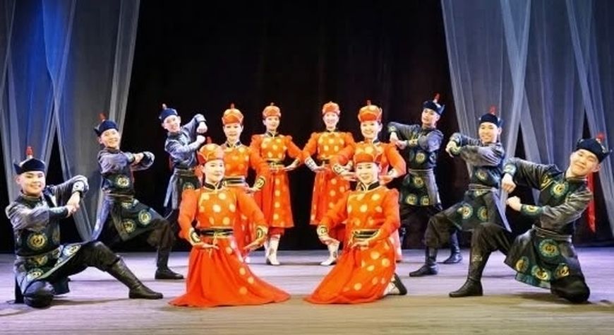 Танцевальный коллектив «Кашпал» стал финалистом Всероссийского фестиваля-конкурса любительских творческих коллективов