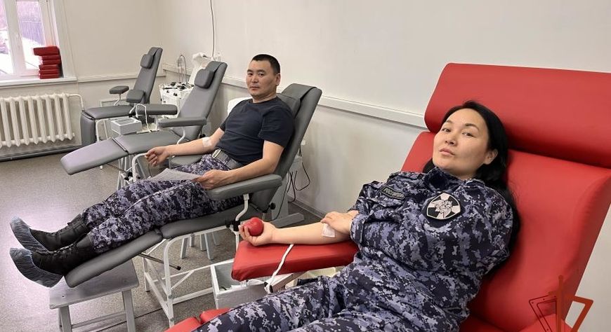 Добрые дела с Росгвардией: сотрудники ведомства приняли участие в акции