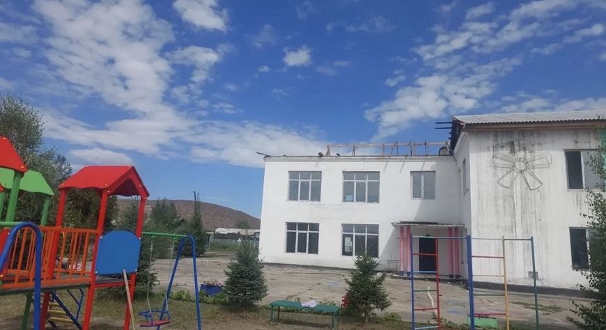 В детском саду «Чечек» в Кызыл-Мажалыке продолжается капремонт