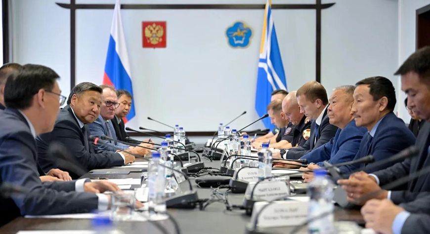 Владислав Ховалыг: «На каждой площадке буддийского форума будет обеспечен строгий контроль порядка»
