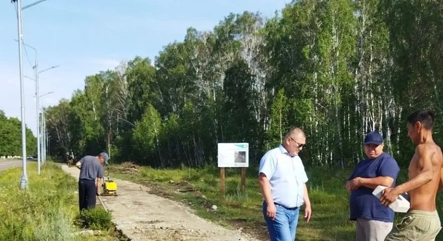 В Туве началось строительство пешеходной дорожки Бай-Хаак — Дурген