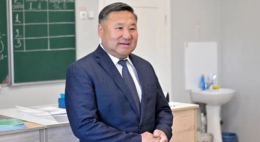 Последний звонок в школах Тувы: свыше 10 тысяч выпускников готовятся к новому жизненному этапу