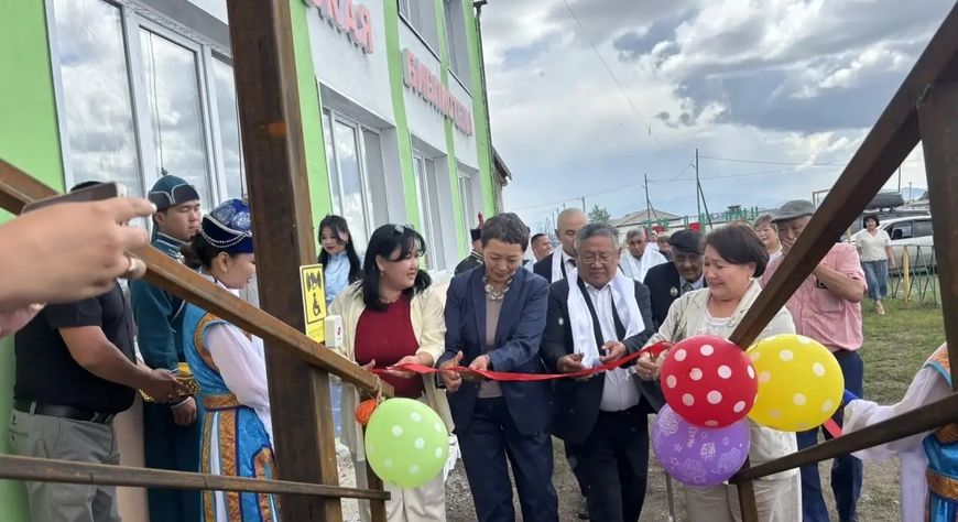 Первая в этом году модельная библиотека открылась в селе Берт-Даг