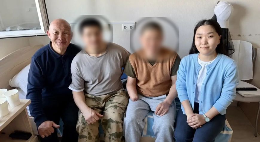 Представители Тувы навестили раненых военнослужащих в госпитале под Москвой