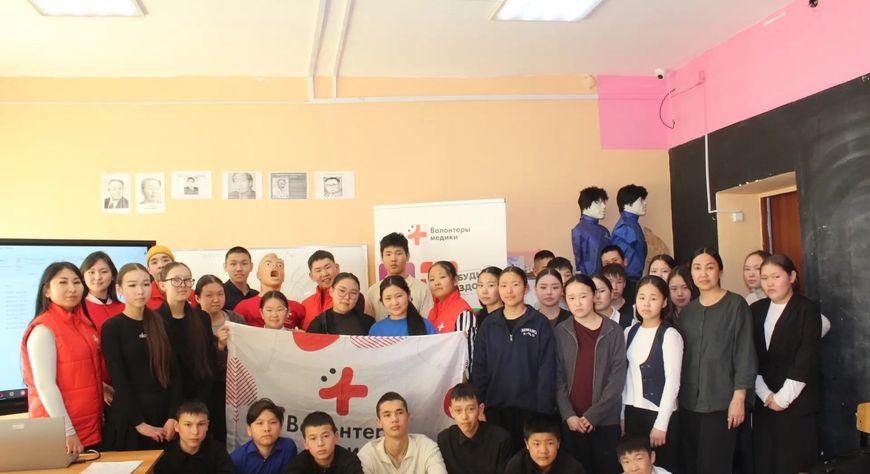 Волонтеры-медики помогли селу Уюк в рамках проекта «ДоброВСело»