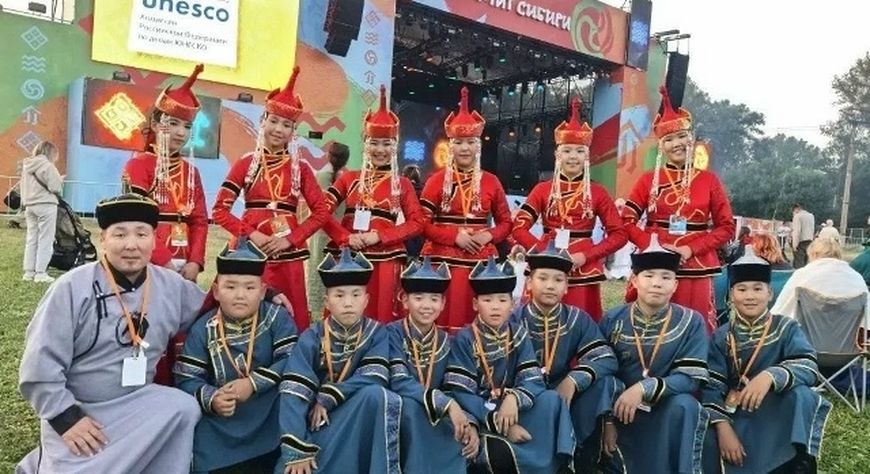 Педагог и хоомейжи Алдын-Белек Норбу из Шагонара воспитывает новое поколение хранителей тувинской культуры