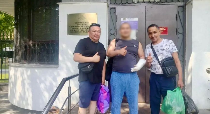 Полпредство Тувы продолжает поддерживать земляков в московских госпиталях
