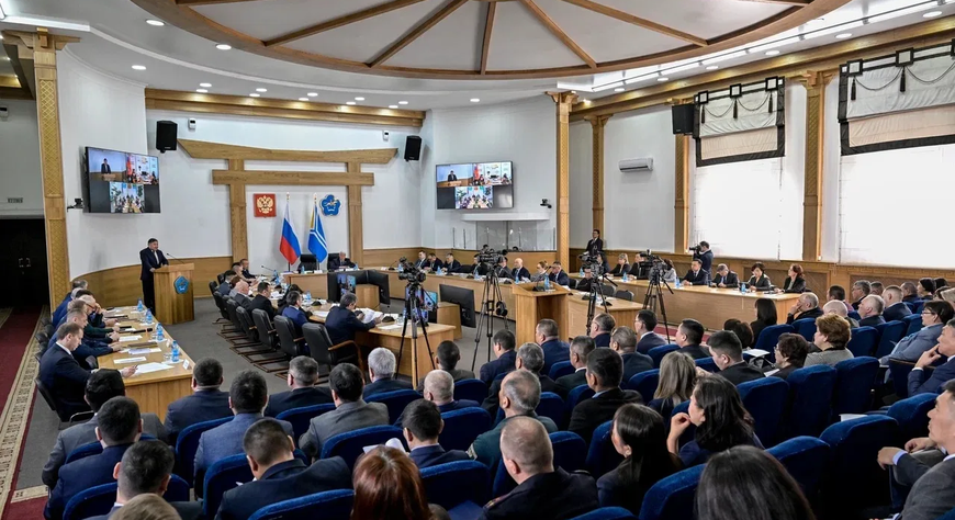 Владислав Ховалыг: «Усилия нашей команды направлены на улучшение жизни земляков»