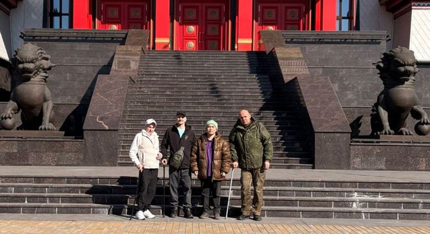 Председатель «Добрых сердец Тувы» встретил раненых участников СВО из Перми и Чебоксар