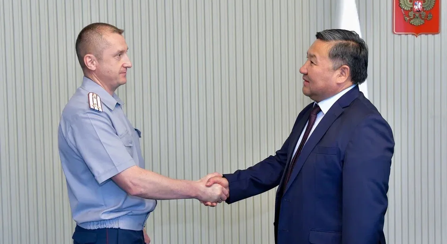 Глава Тувы поздравил сотрудников и ветеранов УФСИН с профессиональным праздником