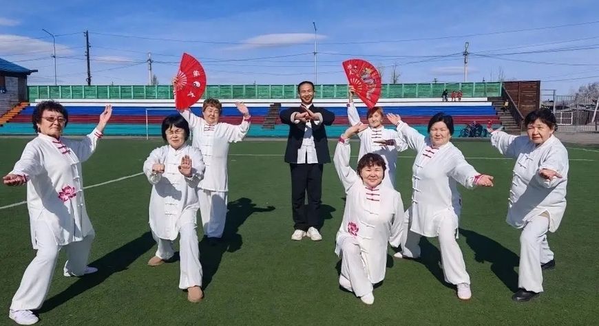 Мастер боевых искусств из Шаолиня Чжоу Дуншань провел мастер-класс в Чадане