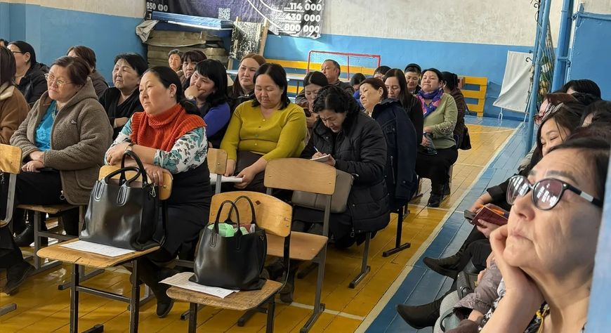 В Сут-Хольском районе прошел семинар о роли семейных ценностей в воспитании