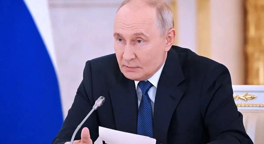 Владимир Путин поручил выделить 100 млрд рублей регионам со сложной бюджетной ситуацией