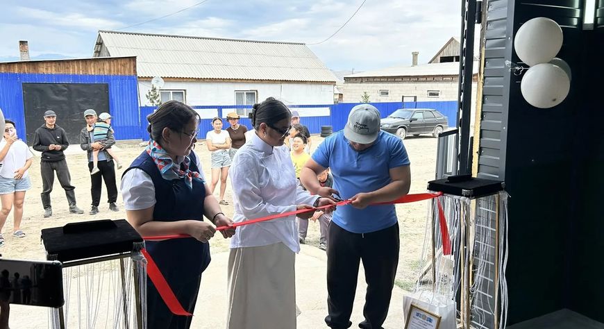 В селе Хандагайты открылась новая автомойка в рамках господдержки