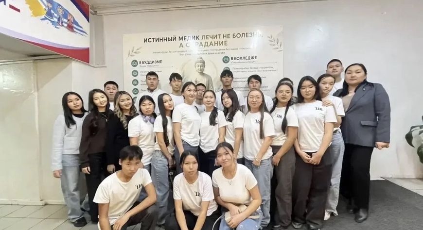 Школьники Тувы познакомились с медицинскими профессиями