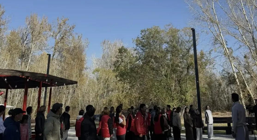 Чисто там, где убирают: в Национальном парке Тувы прошёл экосубботник