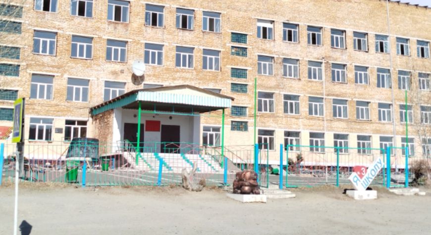 В Ак-Довураке стартовал ремонт школы №3 в рамках федерального проекта