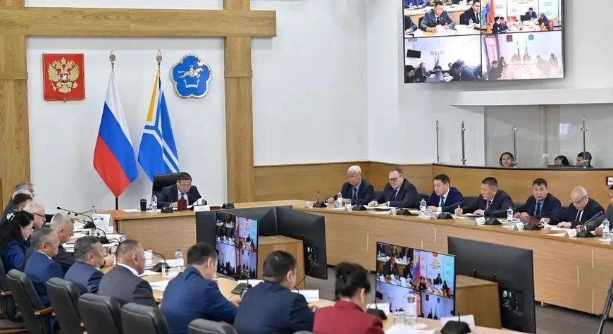 Глава Тувы представил новых членов Правительства республики
