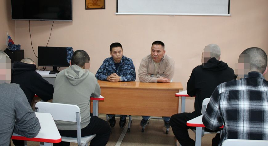 Активисты Тувы встретились с несовершеннолетними правонарушителями в следственном изоляторе