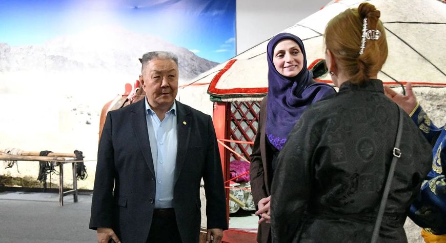 Национальный музей Республики Тыва принял делегацию Фонда поддержки участников СВО и организации «Матери Героев»