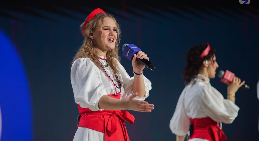 Жители Тувы участвуют в конкурсе Знание.Авторы