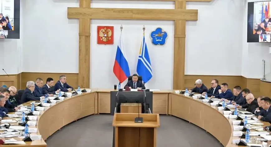 Владислав Ховалыг поручил усилить контроль за лечением больных туберкулезом